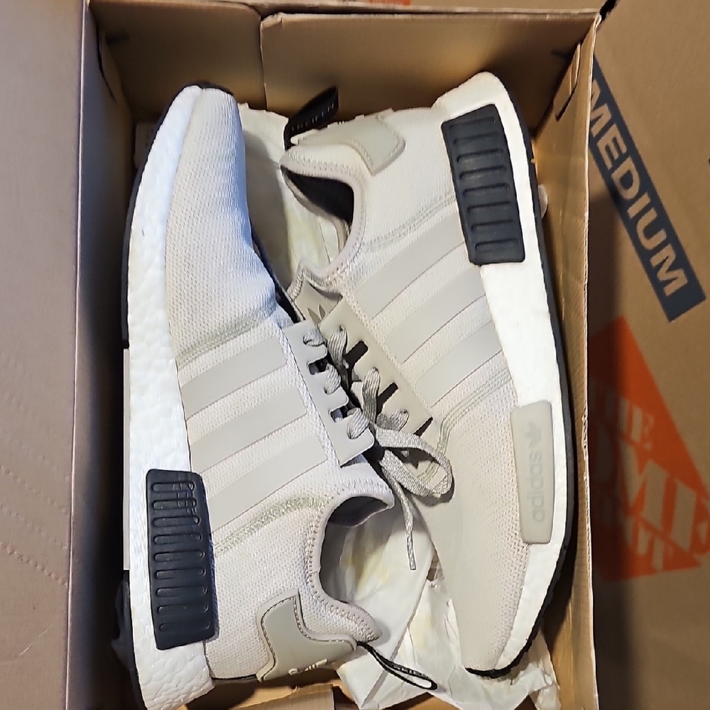 Adidas NMD R1 Sneakers in Cream/Beige